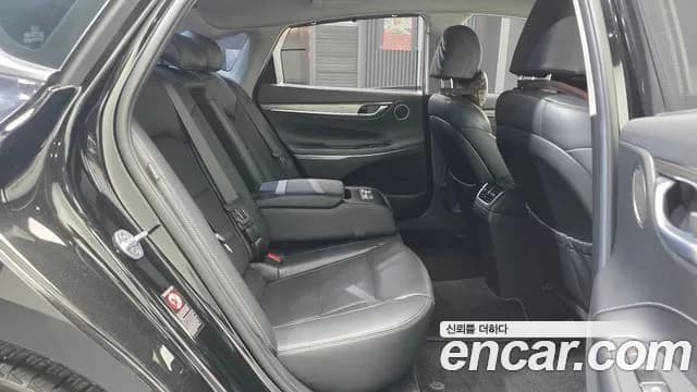 2018 Hyundai Grandeur IG 2.4 Premium Sold VIN KMHF441CBJA120421 – photo 19 2018 Hyundai Grandeur IG 2.4 Premium Sold VIN KMHF441CBJA120421 – photo 19