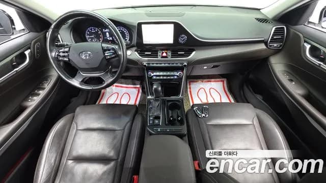 2018 Hyundai Grandeur IG 2.4 Premium Sold VIN KMHF441CBJA133311 – undercarriage 2018 Hyundai Grandeur IG 2.4 Premium Sold VIN KMHF441CBJA133311 – undercarriage