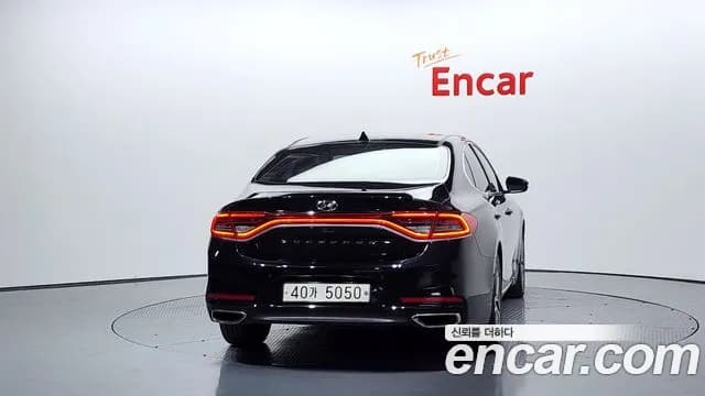 2018 Hyundai Grandeur IG 2.4 Premium Sold VIN KMHF441CBJA141115 – exterior detail 2018 Hyundai Grandeur IG 2.4 Premium Sold VIN KMHF441CBJA141115 – exterior detail