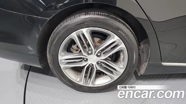 2018 Hyundai Grandeur IG 2.4 Premium Sold VIN KMHF441CBJA141115 – odometer reading 2018 Hyundai Grandeur IG 2.4 Premium Sold VIN KMHF441CBJA141115 – odometer reading