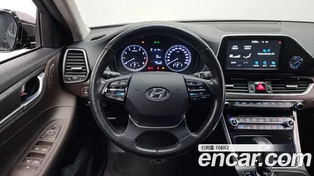 2018 Hyundai Grandeur IG 2.4 Premium Sold VIN KMHF441CBJA141115 – photo 11 2018 Hyundai Grandeur IG 2.4 Premium Sold VIN KMHF441CBJA141115 – photo 11