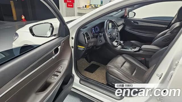 2019 Hyundai Grandeur IG 2.4 Premium Sold VIN KMHF441CBKA188739 – side profile 2019 Hyundai Grandeur IG 2.4 Premium Sold VIN KMHF441CBKA188739 – side profile
