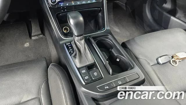 2019 Hyundai Grandeur IG 2.4 Premium Sold VIN KMHF441CBKA191186 – photo 19 2019 Hyundai Grandeur IG 2.4 Premium Sold VIN KMHF441CBKA191186 – photo 19
