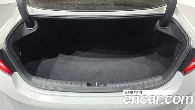 2019 Hyundai Grandeur IG 2.4 Premium Sold VIN KMHF441CBKA191186 – photo 26 2019 Hyundai Grandeur IG 2.4 Premium Sold VIN KMHF441CBKA191186 – photo 26