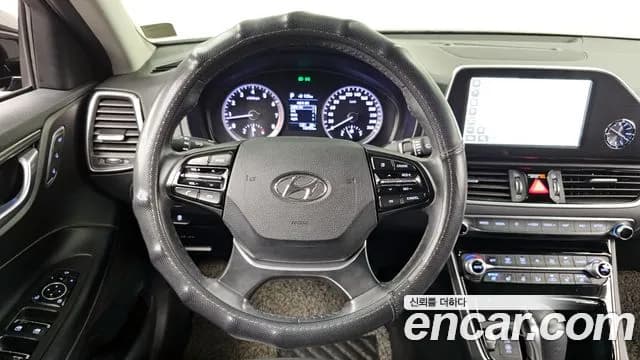 2019 Hyundai Grandeur IG 2.4 Premium Sold VIN KMHF441CBKA196980 – photo 12 2019 Hyundai Grandeur IG 2.4 Premium Sold VIN KMHF441CBKA196980 – photo 12