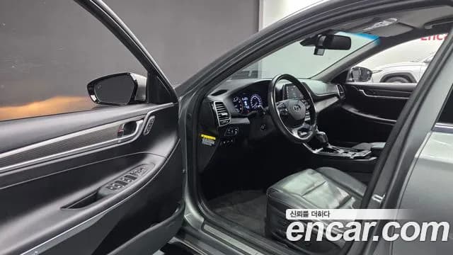 2019 Hyundai Grandeur IG 2.4 Premium Sold VIN KMHF441CBKA200335 – dashboard 2019 Hyundai Grandeur IG 2.4 Premium Sold VIN KMHF441CBKA200335 – dashboard