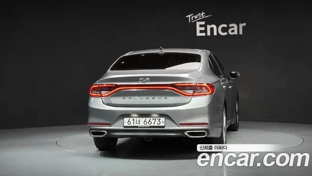 2019 Hyundai Grandeur IG 2.4 Premium Sold VIN KMHF441CBKA200335 – exterior detail 2019 Hyundai Grandeur IG 2.4 Premium Sold VIN KMHF441CBKA200335 – exterior detail