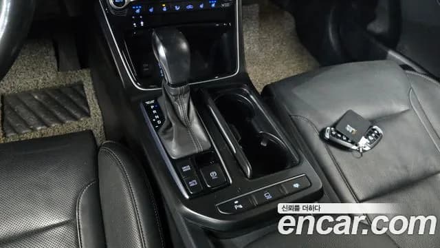 2019 Hyundai Grandeur IG 2.4 Exclusive Sold VIN KMHF441CBKA223840 – photo 19 2019 Hyundai Grandeur IG 2.4 Exclusive Sold VIN KMHF441CBKA223840 – photo 19