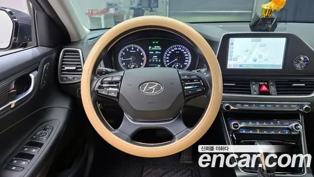 2019 Hyundai Grandeur IG 2.4 Exclusive Sold VIN KMHF441CBKA223981 – photo 20 2019 Hyundai Grandeur IG 2.4 Exclusive Sold VIN KMHF441CBKA223981 – photo 20