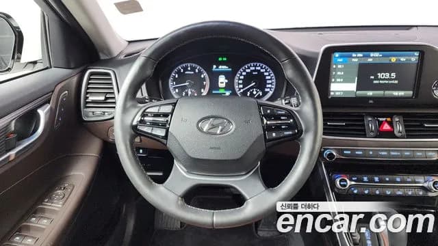 2019 Hyundai Grandeur IG 2.4 Exclusive Sold VIN KMHF441CBKA236538 – side profile 2019 Hyundai Grandeur IG 2.4 Exclusive Sold VIN KMHF441CBKA236538 – side profile