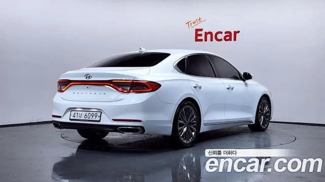 2019 Hyundai Grandeur IG 2.4 Exclusive Sold VIN KMHF441CBKA236538 – photo 24 2019 Hyundai Grandeur IG 2.4 Exclusive Sold VIN KMHF441CBKA236538 – photo 24