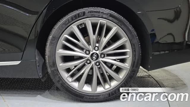 2019 Hyundai Grandeur IG 2.4 Exclusive Sold VIN KMHF441CBKA244161 – photo 12 2019 Hyundai Grandeur IG 2.4 Exclusive Sold VIN KMHF441CBKA244161 – photo 12