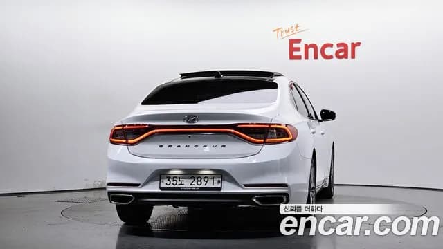 2019 Hyundai Grandeur IG 2.4 Exclusive Sold VIN KMHF441CBKA244178 – undercarriage 2019 Hyundai Grandeur IG 2.4 Exclusive Sold VIN KMHF441CBKA244178 – undercarriage