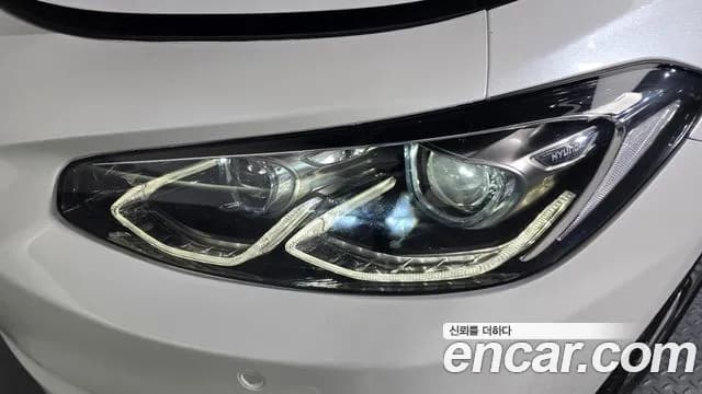 2019 Hyundai Grandeur IG 2.4 Exclusive Sold VIN KMHF441CBKA245028 – trunk area 2019 Hyundai Grandeur IG 2.4 Exclusive Sold VIN KMHF441CBKA245028 – trunk area