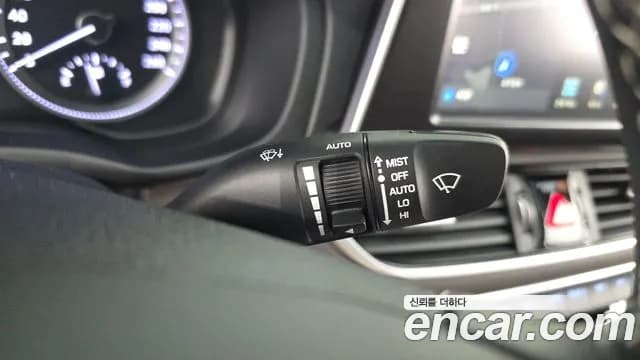 2019 Hyundai Grandeur IG 2.4 Exclusive Sold VIN KMHF441CBKA271935 – undercarriage 2019 Hyundai Grandeur IG 2.4 Exclusive Sold VIN KMHF441CBKA271935 – undercarriage