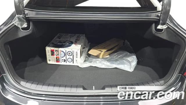 2019 Hyundai Grandeur IG 2.4 Exclusive Sold VIN KMHF441CBKA271935 – photo 15 2019 Hyundai Grandeur IG 2.4 Exclusive Sold VIN KMHF441CBKA271935 – photo 15