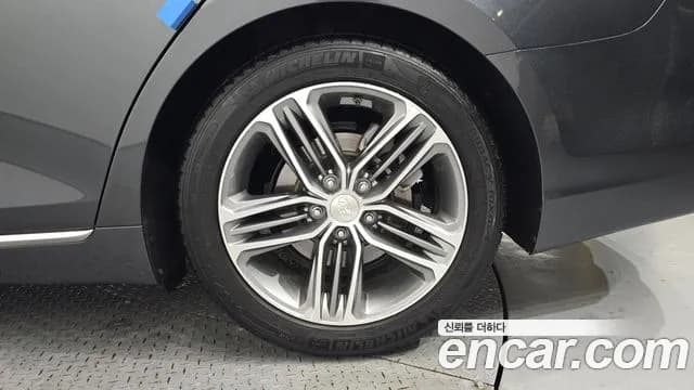 2019 Hyundai Grandeur IG 2.4 Exclusive Sold VIN KMHF441CBKA271935 – photo 20 2019 Hyundai Grandeur IG 2.4 Exclusive Sold VIN KMHF441CBKA271935 – photo 20