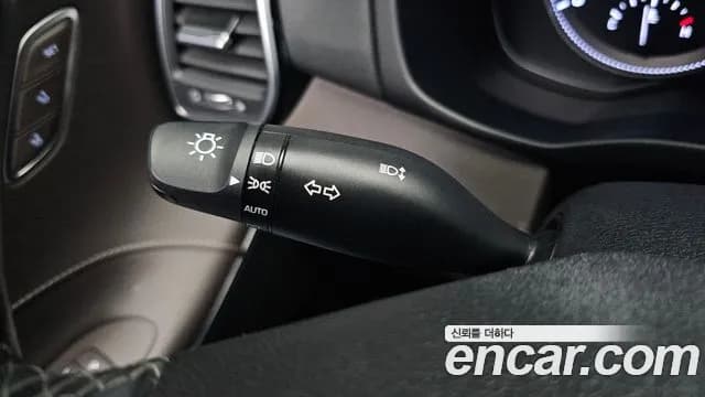2019 Hyundai Grandeur IG 2.4 Exclusive Sold VIN KMHF441CBKA294121 – exterior detail 2019 Hyundai Grandeur IG 2.4 Exclusive Sold VIN KMHF441CBKA294121 – exterior detail
