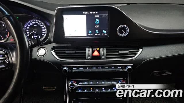 2018 Hyundai Grandeur IG 2.2 Diesel Premium Sold VIN KMHF441RBJA050497 – side profile 2018 Hyundai Grandeur IG 2.2 Diesel Premium Sold VIN KMHF441RBJA050497 – side profile