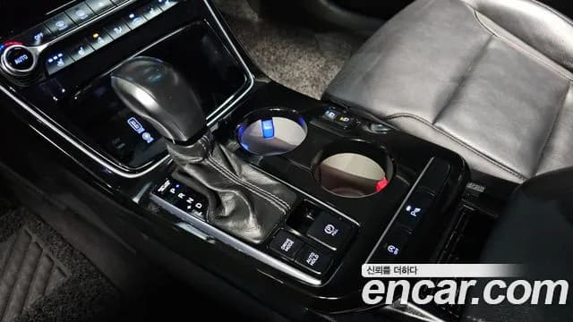 2018 Hyundai Grandeur IG 2.2 Diesel Premium Sold VIN KMHF441RBJA050497 – photo 11 2018 Hyundai Grandeur IG 2.2 Diesel Premium Sold VIN KMHF441RBJA050497 – photo 11