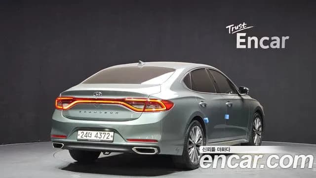 2018 Hyundai Grandeur IG 2.2 Diesel Premium Sold VIN KMHF441RBJA050497 – photo 18 2018 Hyundai Grandeur IG 2.2 Diesel Premium Sold VIN KMHF441RBJA050497 – photo 18