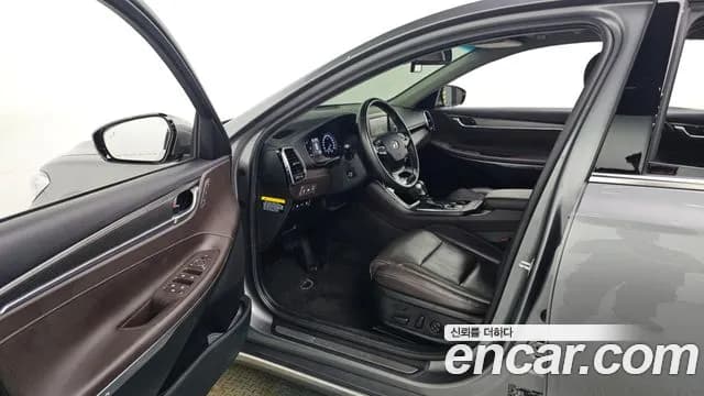 2018 Hyundai Grandeur IG 2.2 Diesel Premium Sold VIN KMHF441RBJA109882 – photo 18 2018 Hyundai Grandeur IG 2.2 Diesel Premium Sold VIN KMHF441RBJA109882 – photo 18