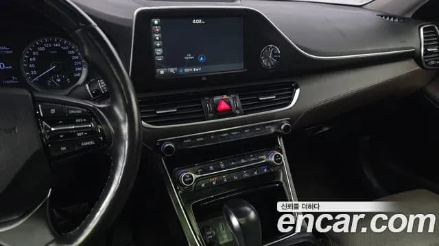2018 Hyundai Grandeur IG 2.2 Diesel Premium Sold VIN KMHF441RBJA142511 – dashboard 2018 Hyundai Grandeur IG 2.2 Diesel Premium Sold VIN KMHF441RBJA142511 – dashboard