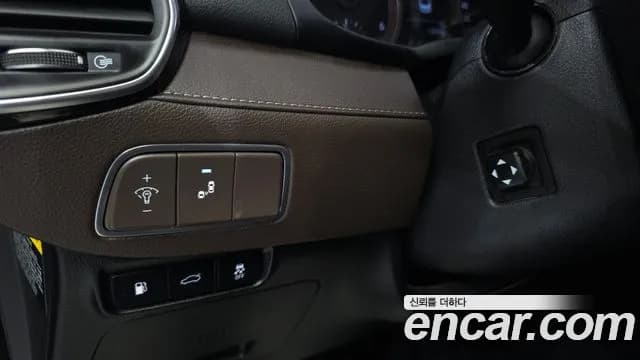 2018 Hyundai Grandeur IG 2.2 Diesel Premium Sold VIN KMHF441RBJA142511 – photo 12 2018 Hyundai Grandeur IG 2.2 Diesel Premium Sold VIN KMHF441RBJA142511 – photo 12