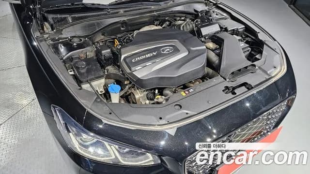 2018 Hyundai Grandeur IG 2.2 Diesel Premium Sold VIN KMHF441RBJA147303 – interior seats 2018 Hyundai Grandeur IG 2.2 Diesel Premium Sold VIN KMHF441RBJA147303 – interior seats