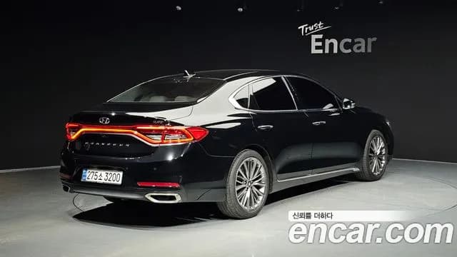2018 Hyundai Grandeur IG 2.2 Diesel Premium Sold VIN KMHF441RBJA147303 – photo 11 2018 Hyundai Grandeur IG 2.2 Diesel Premium Sold VIN KMHF441RBJA147303 – photo 11