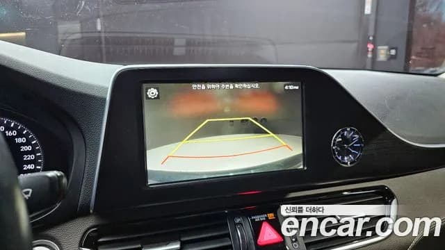 2018 Hyundai Grandeur IG 2.2 Diesel Premium Sold VIN KMHF441RBJA147303 – photo 20 2018 Hyundai Grandeur IG 2.2 Diesel Premium Sold VIN KMHF441RBJA147303 – photo 20
