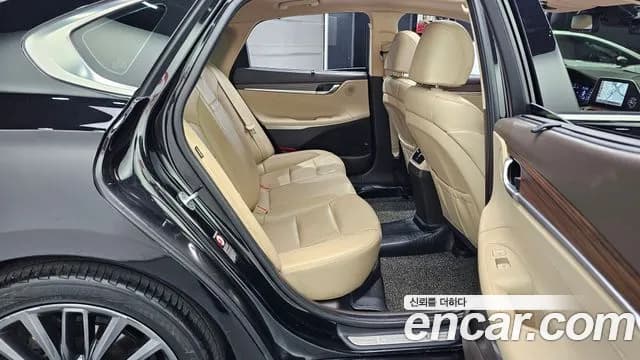 2018 Hyundai Grandeur IG 2.2 Diesel Premium Sold VIN KMHF441RBJA154269 – photo 19 2018 Hyundai Grandeur IG 2.2 Diesel Premium Sold VIN KMHF441RBJA154269 – photo 19