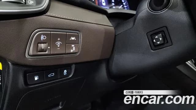 2018 Hyundai Grandeur IG 2.2 Diesel Premium Sold VIN KMHF441RBJA157327 – undercarriage 2018 Hyundai Grandeur IG 2.2 Diesel Premium Sold VIN KMHF441RBJA157327 – undercarriage