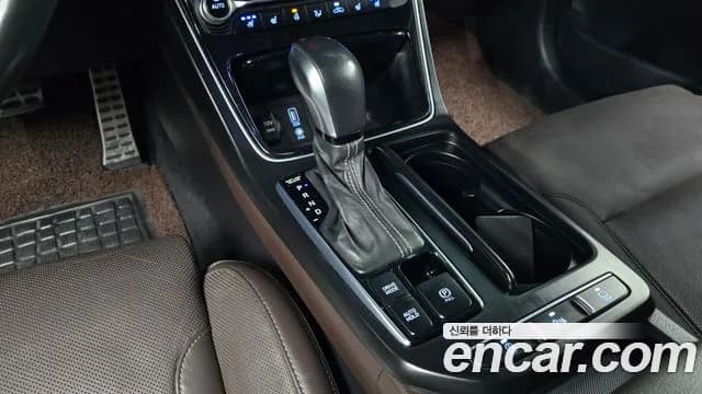 2019 Hyundai Grandeur IG 2.2 Diesel Premium Sold VIN KMHF441RBKA183011 – photo 12 2019 Hyundai Grandeur IG 2.2 Diesel Premium Sold VIN KMHF441RBKA183011 – photo 12