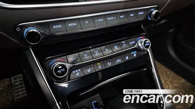 2019 Hyundai Grandeur IG 2.2 Diesel Premium Sold VIN KMHF441RBKA191721 – rear exterior 2019 Hyundai Grandeur IG 2.2 Diesel Premium Sold VIN KMHF441RBKA191721 – rear exterior