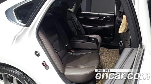 2019 Hyundai Grandeur IG 2.2 Diesel Premium Sold VIN KMHF441RBKA191721 – dashboard 2019 Hyundai Grandeur IG 2.2 Diesel Premium Sold VIN KMHF441RBKA191721 – dashboard