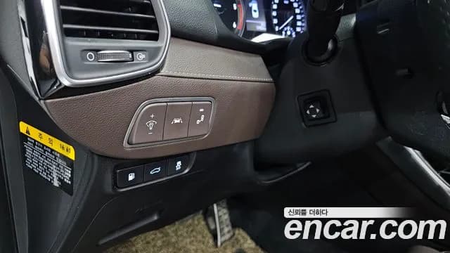2019 Hyundai Grandeur IG 2.2 Diesel Premium Sold VIN KMHF441RBKA191721 – undercarriage 2019 Hyundai Grandeur IG 2.2 Diesel Premium Sold VIN KMHF441RBKA191721 – undercarriage