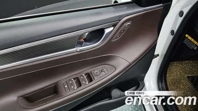 2019 Hyundai Grandeur IG 2.2 Diesel Premium Sold VIN KMHF441RBKA191721 – photo 20 2019 Hyundai Grandeur IG 2.2 Diesel Premium Sold VIN KMHF441RBKA191721 – photo 20