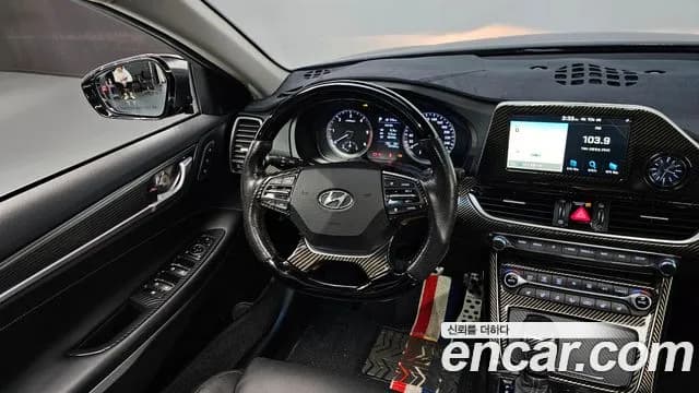2019 Hyundai Grandeur IG 2.2 Diesel Premium Sold VIN KMHF441RBKA193944 – photo 24 2019 Hyundai Grandeur IG 2.2 Diesel Premium Sold VIN KMHF441RBKA193944 – photo 24