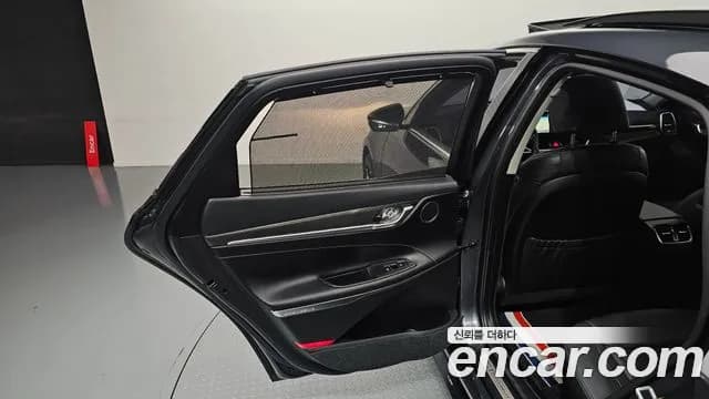 2019 Hyundai Grandeur IG 2.2 Diesel Premium Sold VIN KMHF441RBKA193944 – photo 29 2019 Hyundai Grandeur IG 2.2 Diesel Premium Sold VIN KMHF441RBKA193944 – photo 29