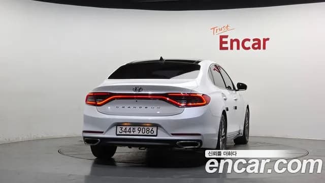 2017 Hyundai Grandeur IG 3.0 LPi Modern (Rental Car) Sold VIN KMHF641NBHA020217 – photo 19 2017 Hyundai Grandeur IG 3.0 LPi Modern (Rental Car) Sold VIN KMHF641NBHA020217 – photo 19