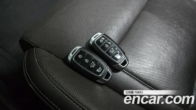 2017 Hyundai Grandeur IG 3.0 LPi Modern (Rental Car) Sold VIN KMHF641NBHA021001 – front exterior 2017 Hyundai Grandeur IG 3.0 LPi Modern (Rental Car) Sold VIN KMHF641NBHA021001 – front exterior