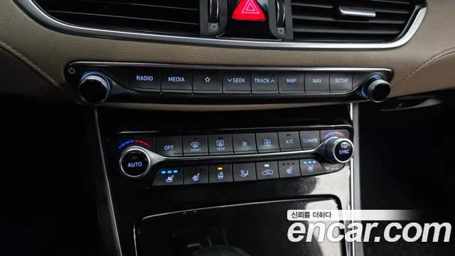 2017 Hyundai Grandeur IG 3.0 LPi Exclusive (Rental Car) Sold VIN KMHF641NBHA037664 – engine bay 2017 Hyundai Grandeur IG 3.0 LPi Exclusive (Rental Car) Sold VIN KMHF641NBHA037664 – engine bay