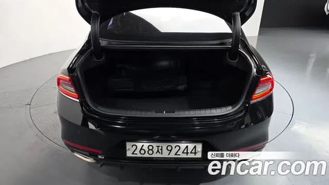 2017 Hyundai Grandeur IG 3.0 LPi Exclusive (Rental Car) Sold VIN KMHF641NBHA037664 – exterior detail 2017 Hyundai Grandeur IG 3.0 LPi Exclusive (Rental Car) Sold VIN KMHF641NBHA037664 – exterior detail