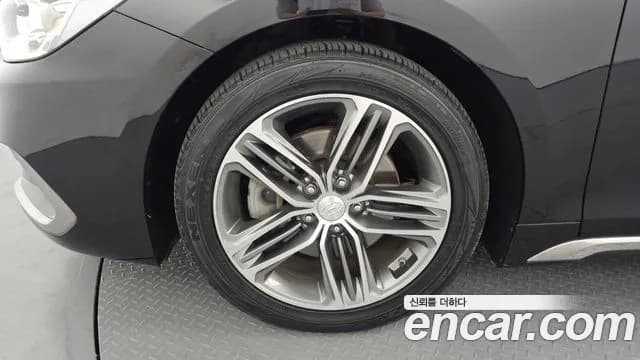 2018 Hyundai Grandeur IG 3.0 LPi Modern (Rental Car) Sold VIN KMHF641NBJA048709 – photo 12 2018 Hyundai Grandeur IG 3.0 LPi Modern (Rental Car) Sold VIN KMHF641NBJA048709 – photo 12