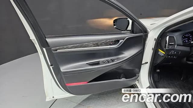 2018 Hyundai Grandeur IG 3.0 LPi Modern (Rental Car) Sold VIN KMHF641NBJA078386 – photo 11 2018 Hyundai Grandeur IG 3.0 LPi Modern (Rental Car) Sold VIN KMHF641NBJA078386 – photo 11