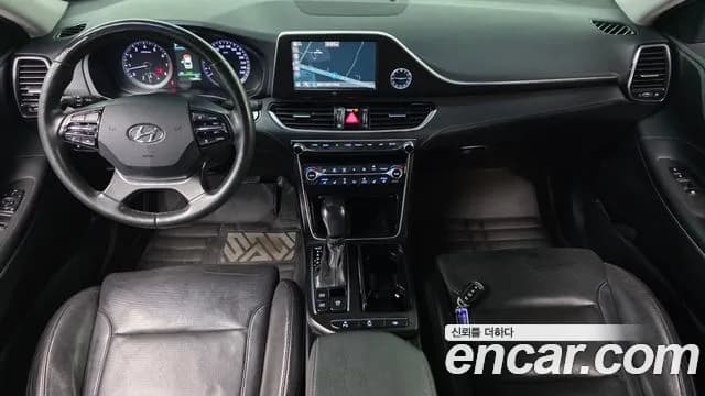 2018 Hyundai Grandeur IG 3.0 LPi Exclusive (Rental Car) Sold VIN KMHF641NBJA081912 – side profile 2018 Hyundai Grandeur IG 3.0 LPi Exclusive (Rental Car) Sold VIN KMHF641NBJA081912 – side profile