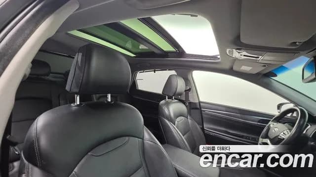 2018 Hyundai Grandeur IG 3.0 LPi Exclusive (Rental Car) Sold VIN KMHF641NBJA081912 – exterior detail 2018 Hyundai Grandeur IG 3.0 LPi Exclusive (Rental Car) Sold VIN KMHF641NBJA081912 – exterior detail