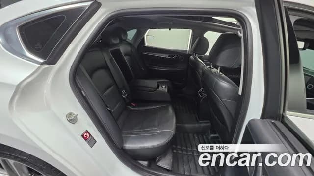 2018 Hyundai Grandeur IG 3.0 LPi Exclusive (Rental Car) Sold VIN KMHF641NBJA081912 – odometer reading 2018 Hyundai Grandeur IG 3.0 LPi Exclusive (Rental Car) Sold VIN KMHF641NBJA081912 – odometer reading