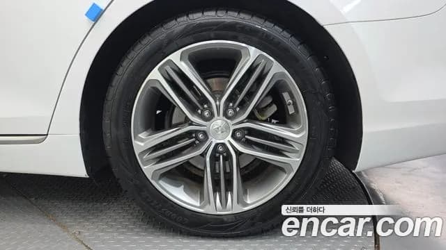 2018 Hyundai Grandeur IG 3.0 LPi Exclusive (Rental Car) Sold VIN KMHF641NBJA081912 – photo 29 2018 Hyundai Grandeur IG 3.0 LPi Exclusive (Rental Car) Sold VIN KMHF641NBJA081912 – photo 29
